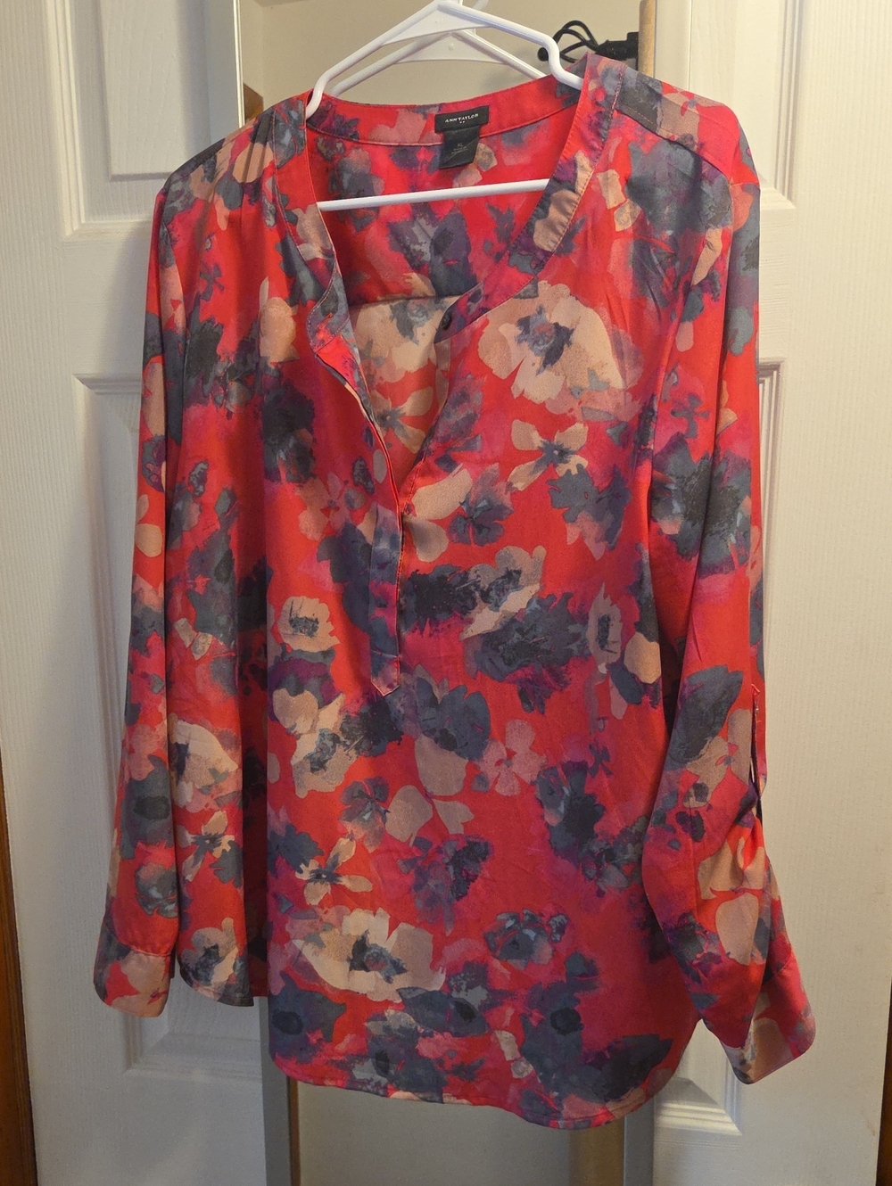 Ann Taylor Coral Pink and Blue Floral Split-Neck Blouse